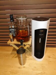 fashionable self made drinkserver